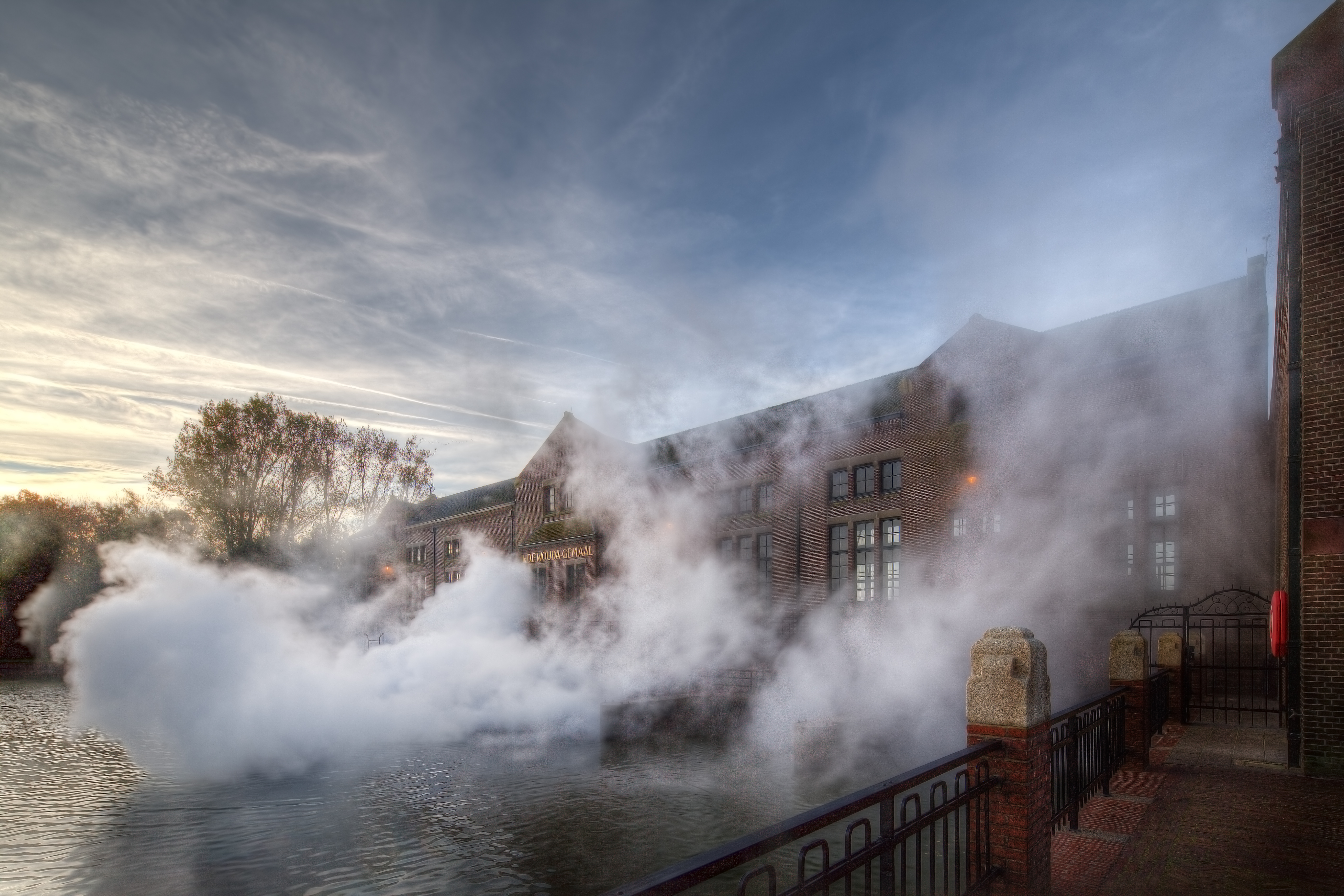 Woudagemaal gaat aan om waterstand Friese boezem te verlagen